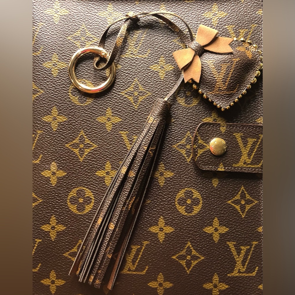 Brown Leather Tassel and Heart Keychain/Purse decor